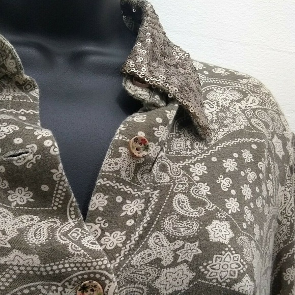 🆕 BKE Paisley Boho Sequin Top 🌿🌼 - Picture 3 of 10